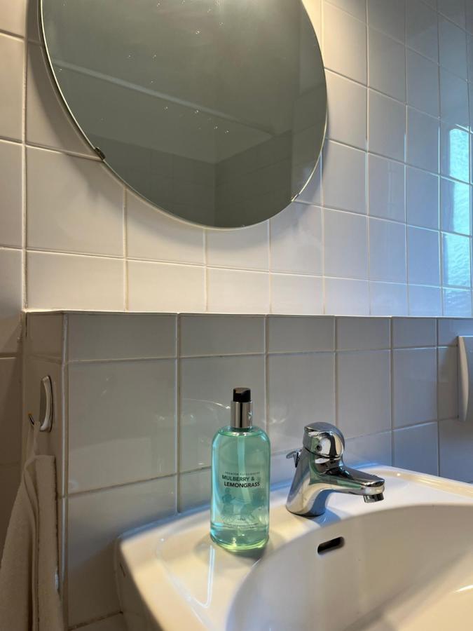Wohnen Mit Kuenstlerflair In Muenchen Apartamento Exterior foto
