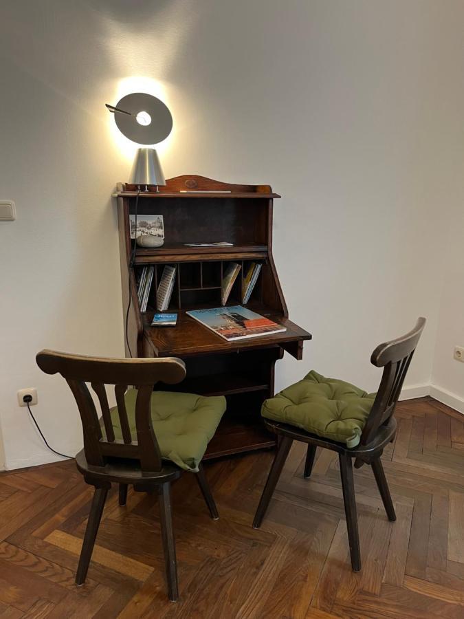 Wohnen Mit Kuenstlerflair In Muenchen Apartamento Exterior foto